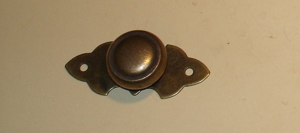 Möbelknopf Nr. 532 MA, Durchmesser 30 mm, Oberfäche Messing-Antik